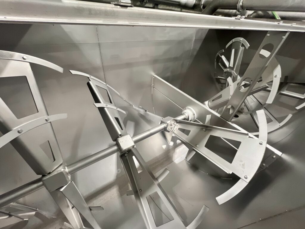 WhatsApp Image 2025-04-08 at 08.27.32 (1)